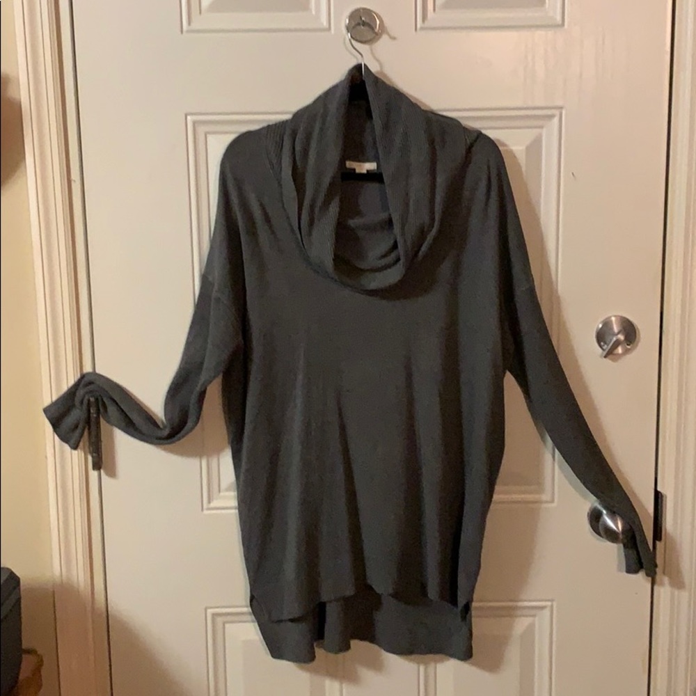 Beautiful. oversized sweater tunic.